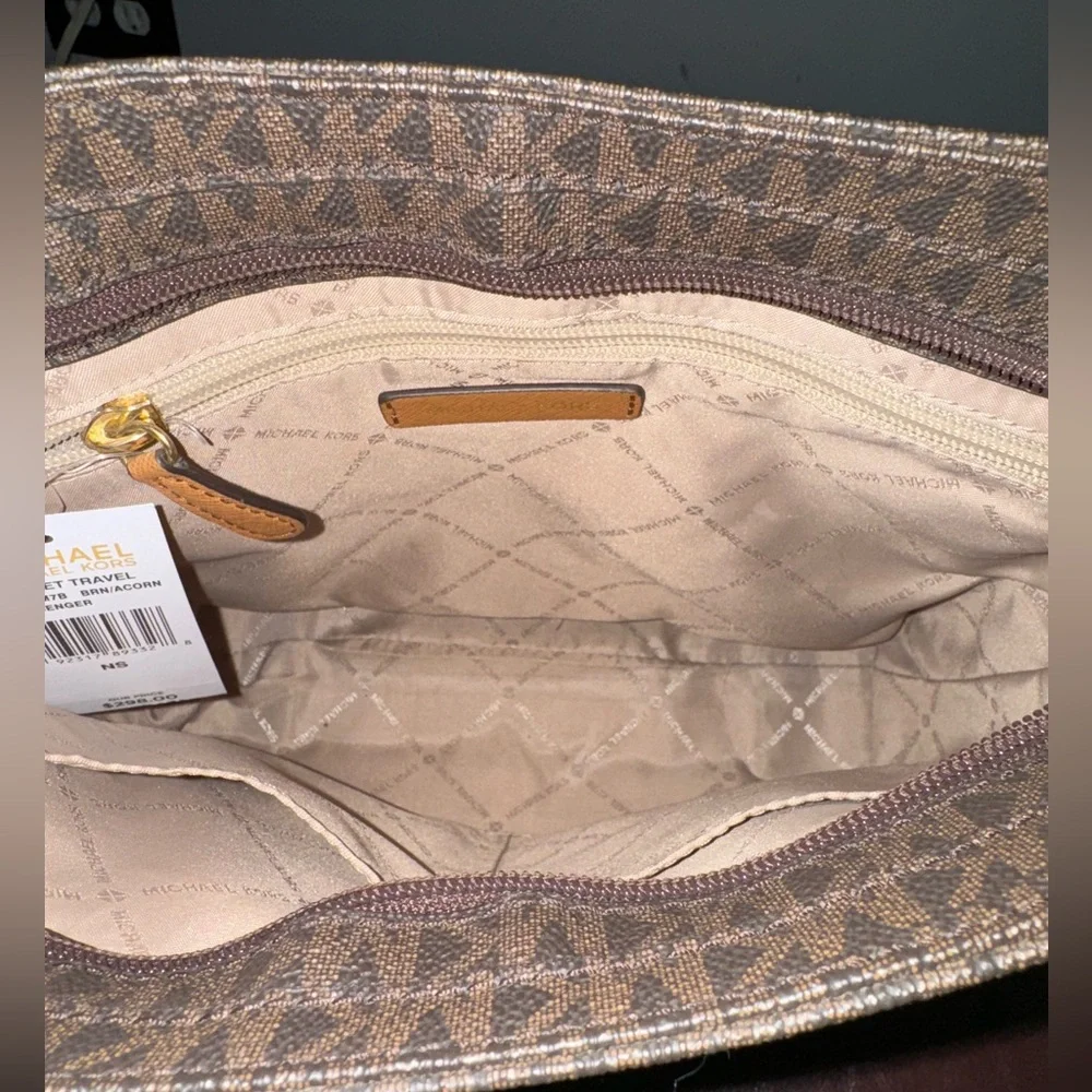Michael Kors cross body